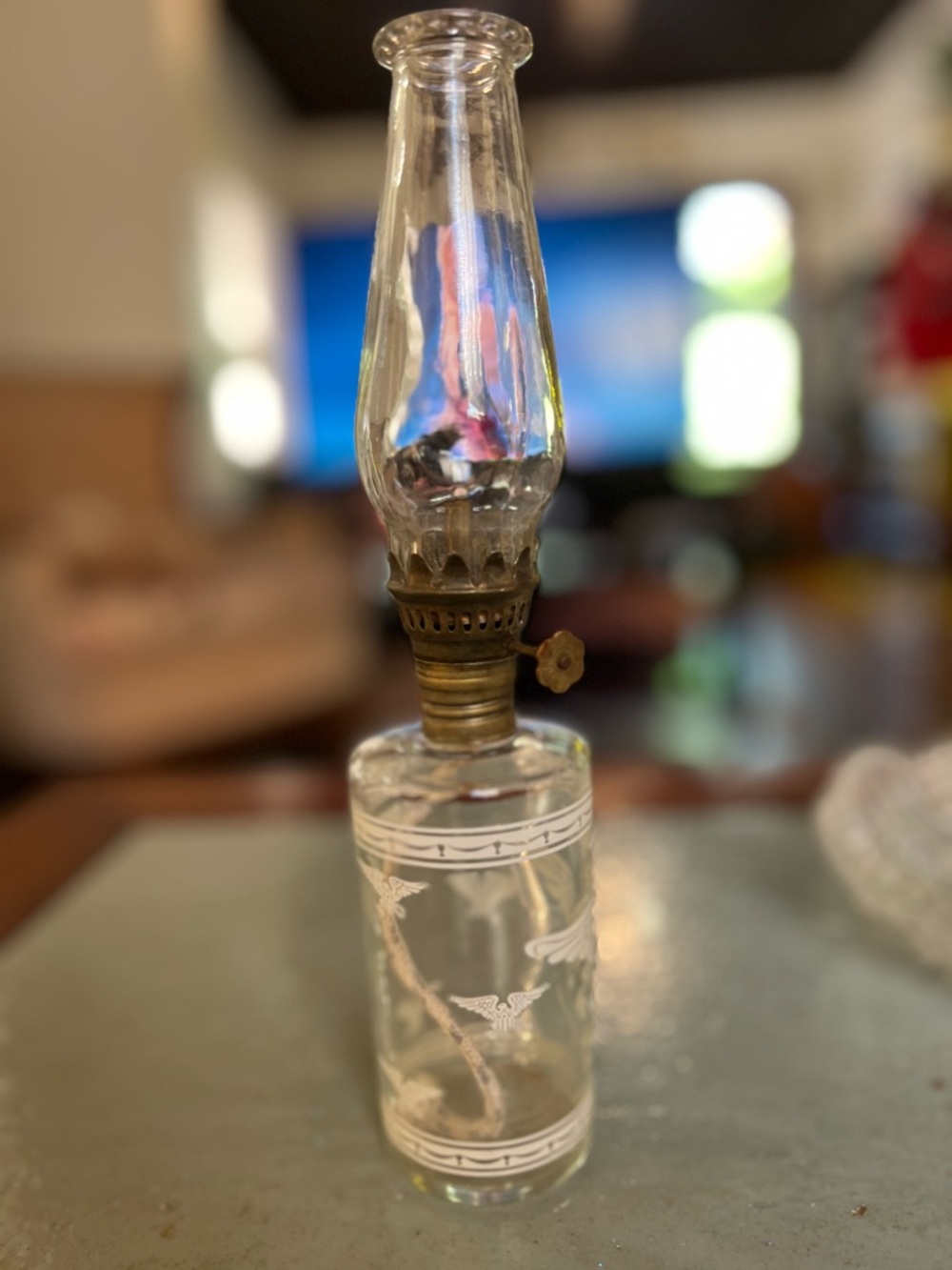 Vintage clear glass oil lamp with Eagle decoration